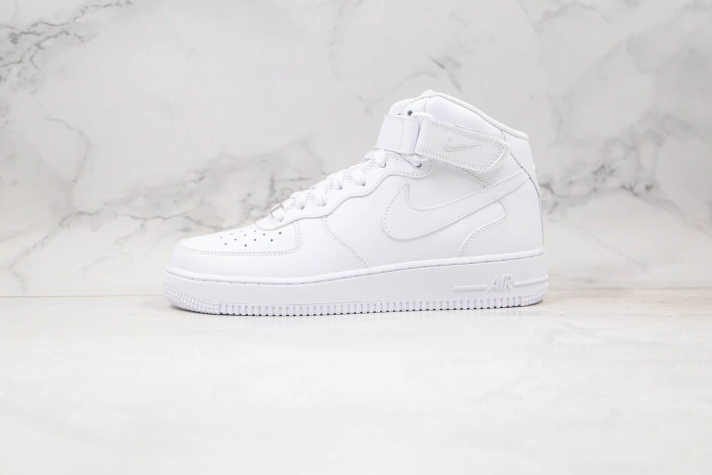 耐克Nike Air Force 1 Mid All white纯原版本中帮空军一号纯白板鞋原盒原标内置全掌Sole气垫 货号：315123-111