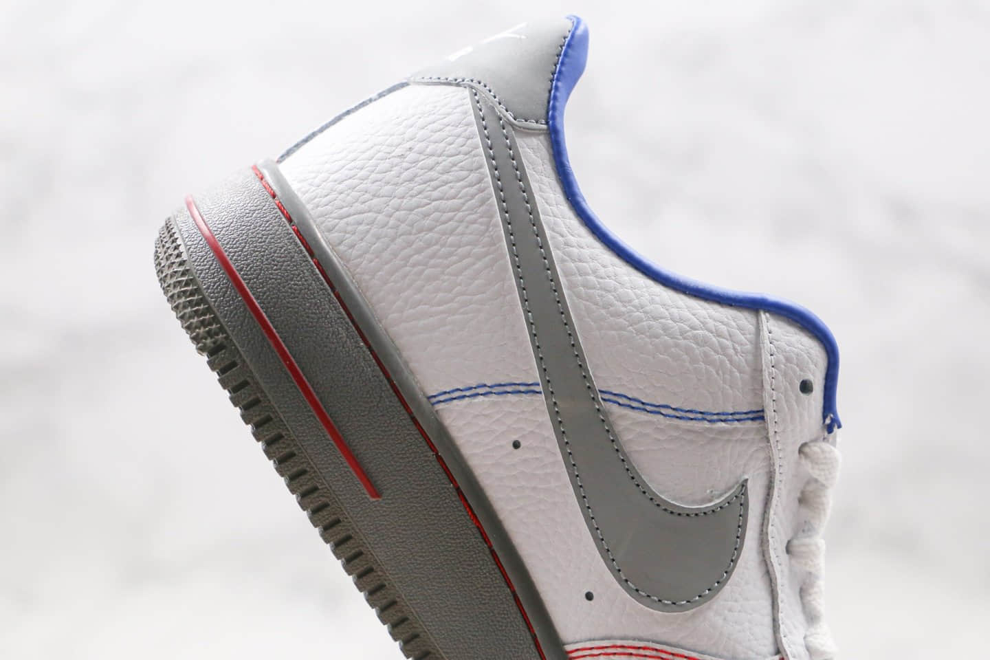 耐克Nike Air Force 1 Low纯原版本低帮空军一号灰白蓝色板鞋原鞋开模打造 货号：DH0902-108