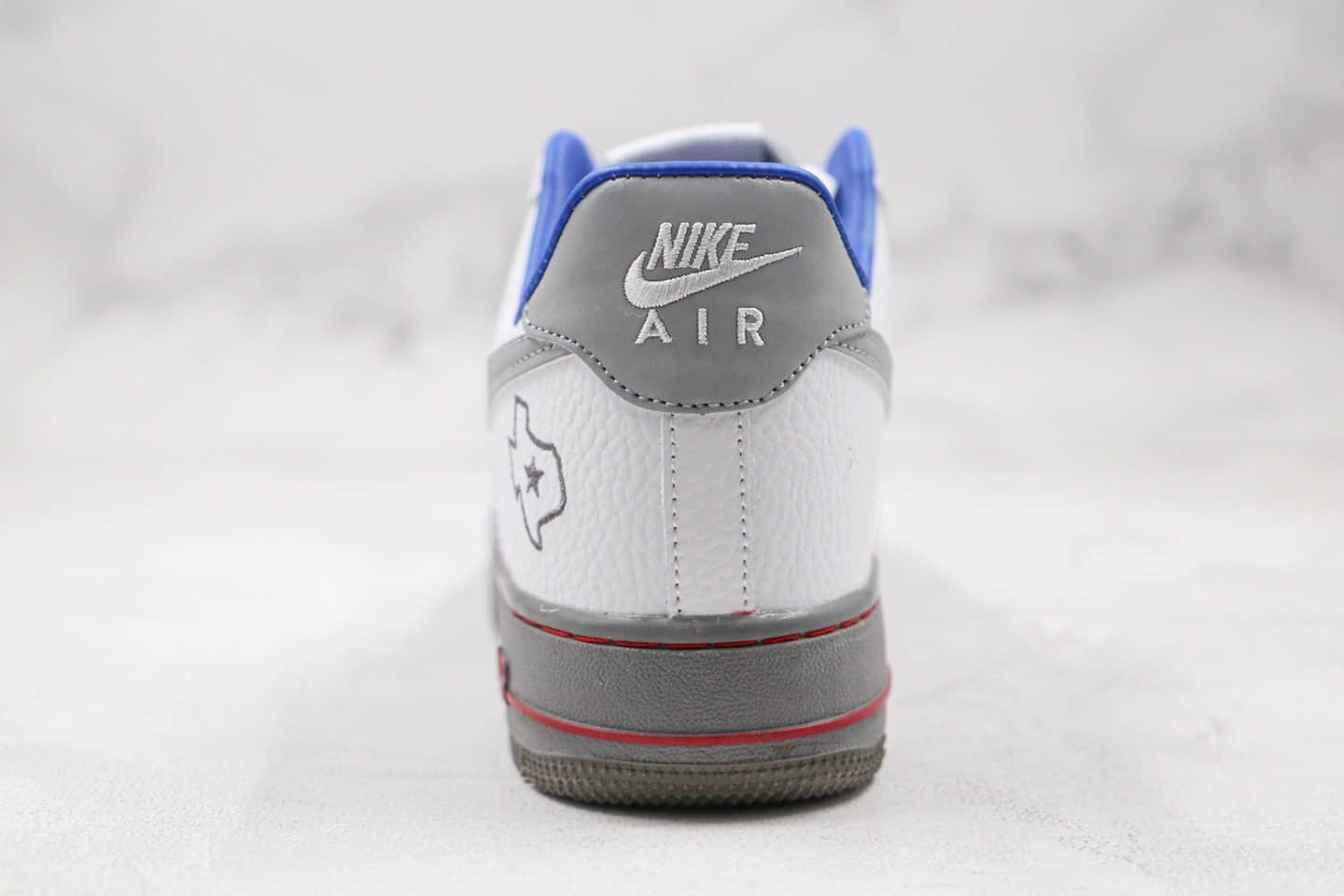 耐克Nike Air Force 1 Low纯原版本低帮空军一号灰白蓝色板鞋原鞋开模打造 货号：DH0902-108