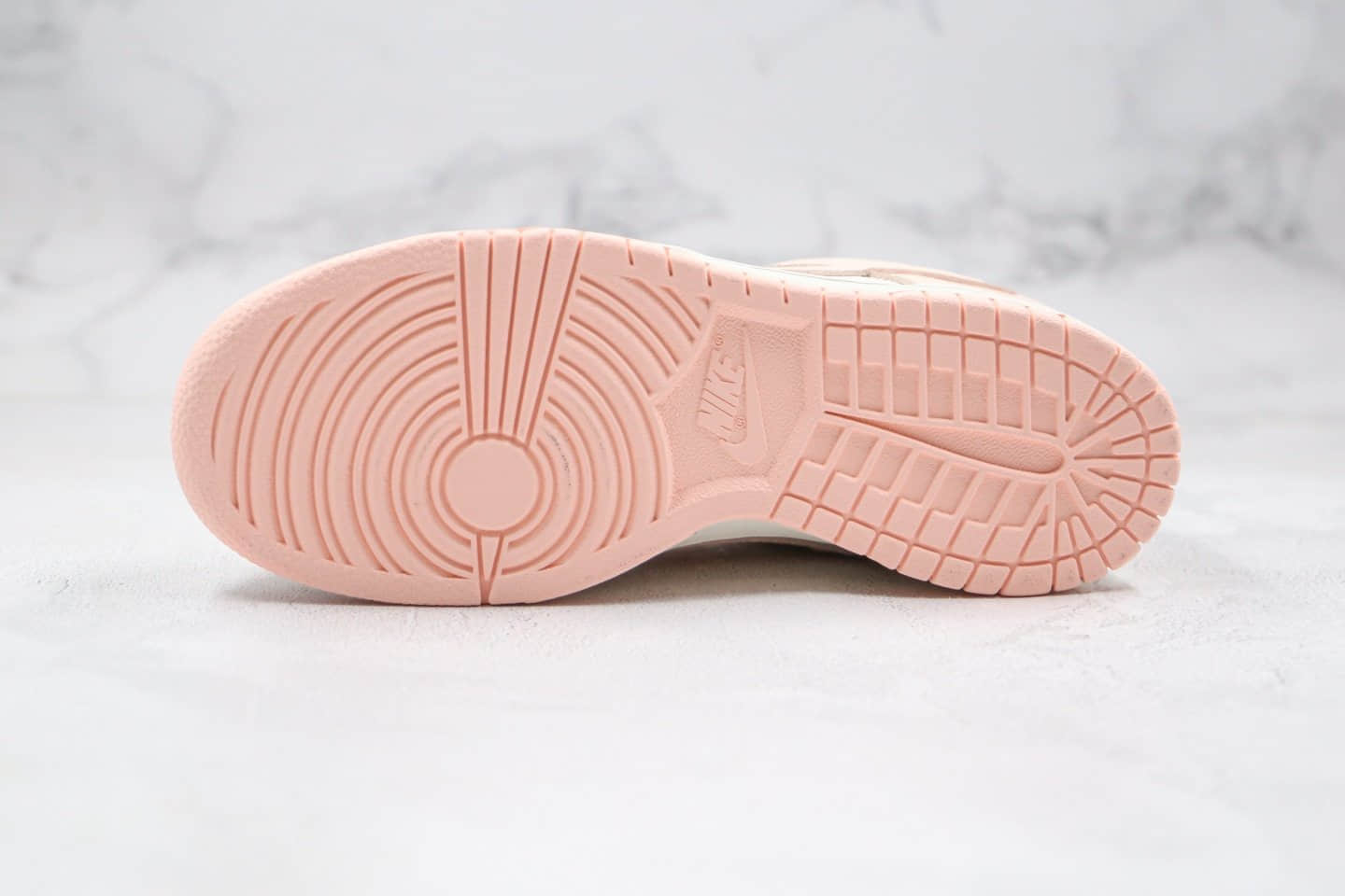 耐克Nike Dunk Low纯原版本低帮Dunk板鞋白粉色原装铝楦数据打造 货号：311369-104
