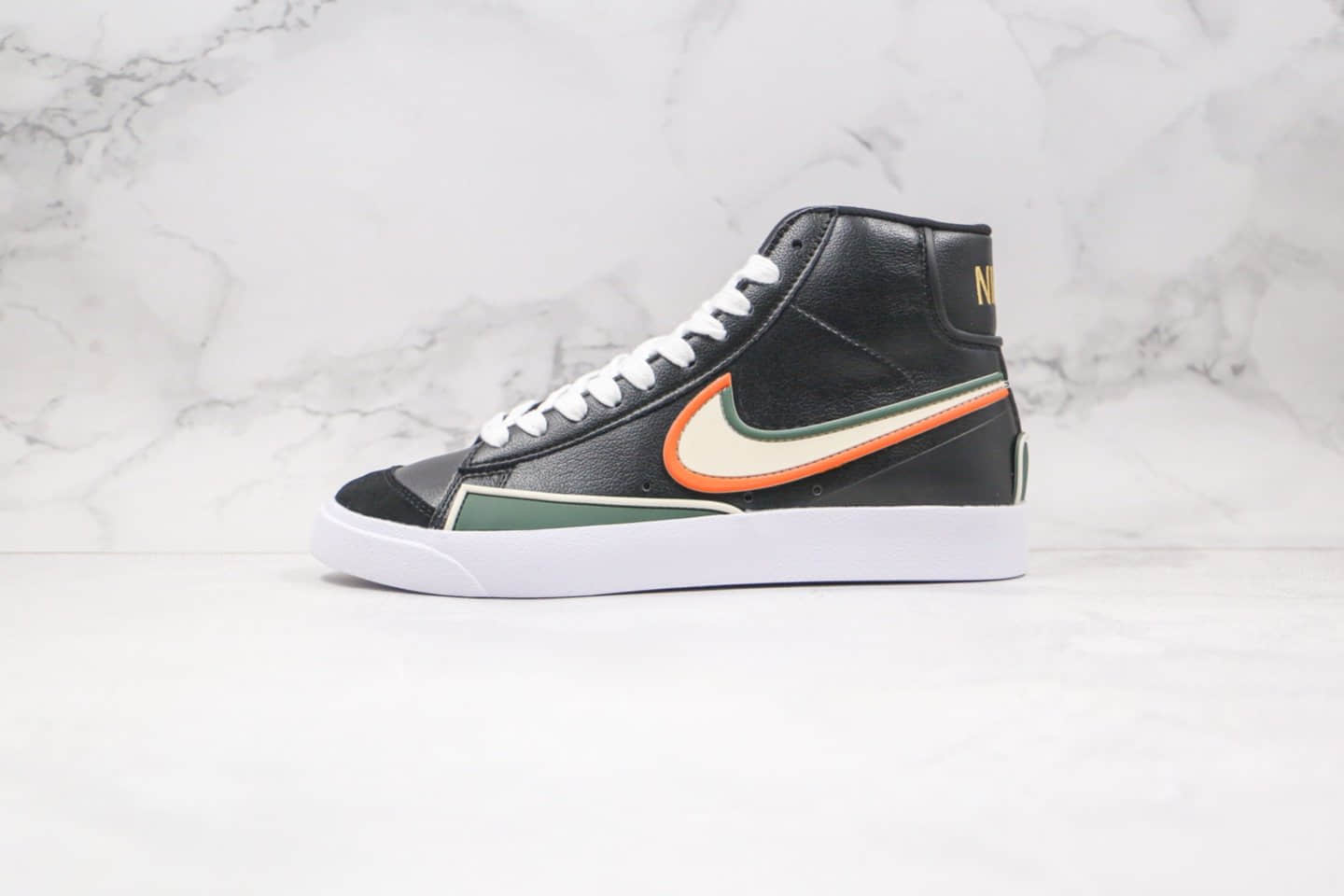 耐克Nike Blazer Mid 1977纯原版本中帮开拓者黑彩虹滴塑板鞋内置气垫原盒原标 货号：853506