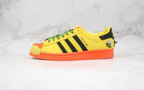 阿迪达斯Adidas Originals Superstar White Red Blue Green x Melting Sadness联名款纯原版本三叶草贝壳头小蜜蜂黑黄色板鞋 货号：FZ5254