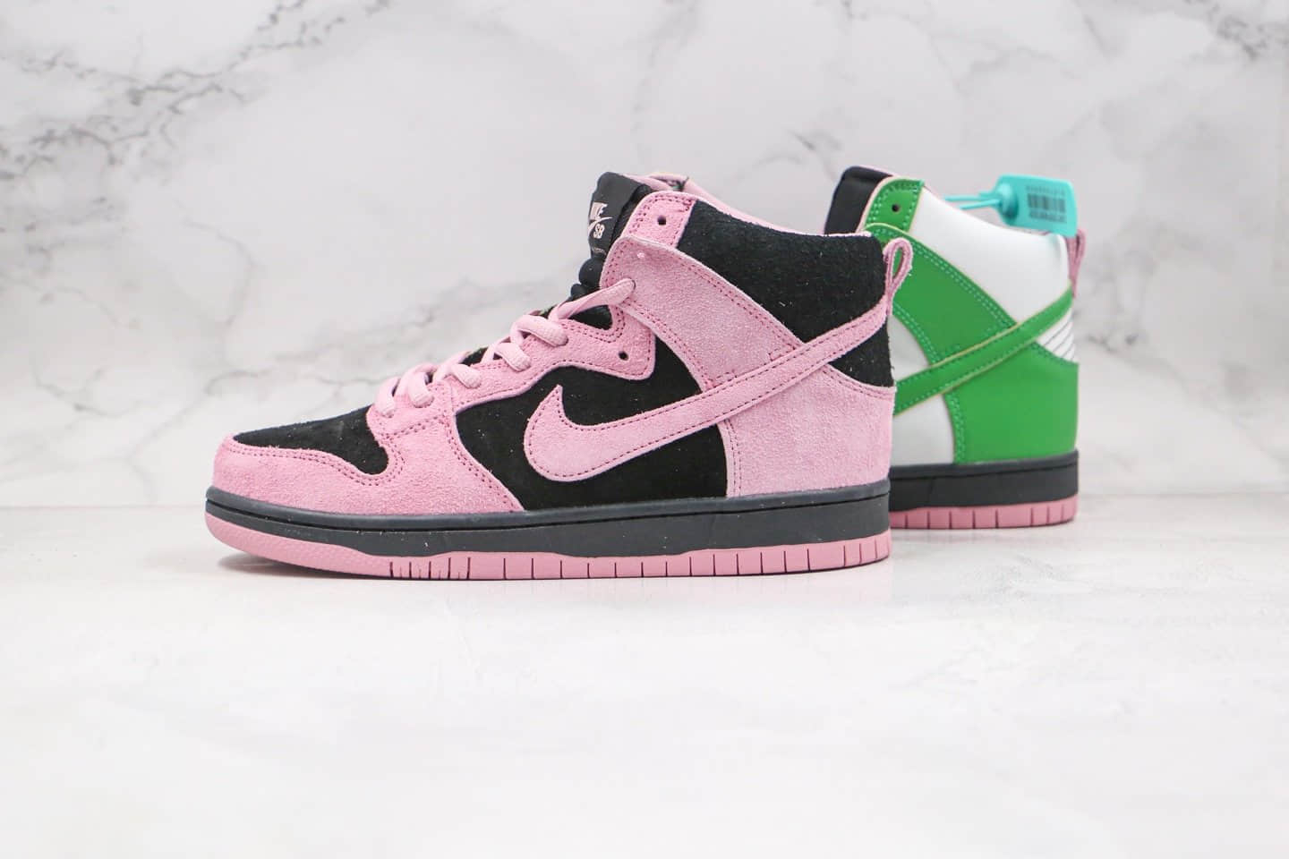 耐克Nike SB Dunk High Invert Celtics纯原版本高帮SB DUNK黑粉绿色反转拼接鸳鸯凯尔特人板鞋内置气垫原盒原标 货号：CU7349-001