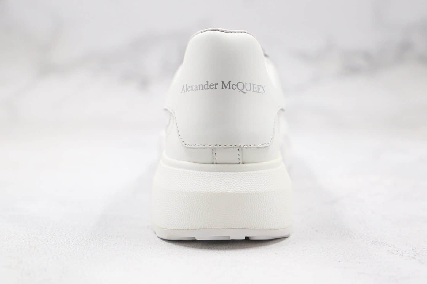亚历山大Alexander McQueen纯原版本麦昆松糕小白鞋复古款莞产顶级出品原盒配件齐全