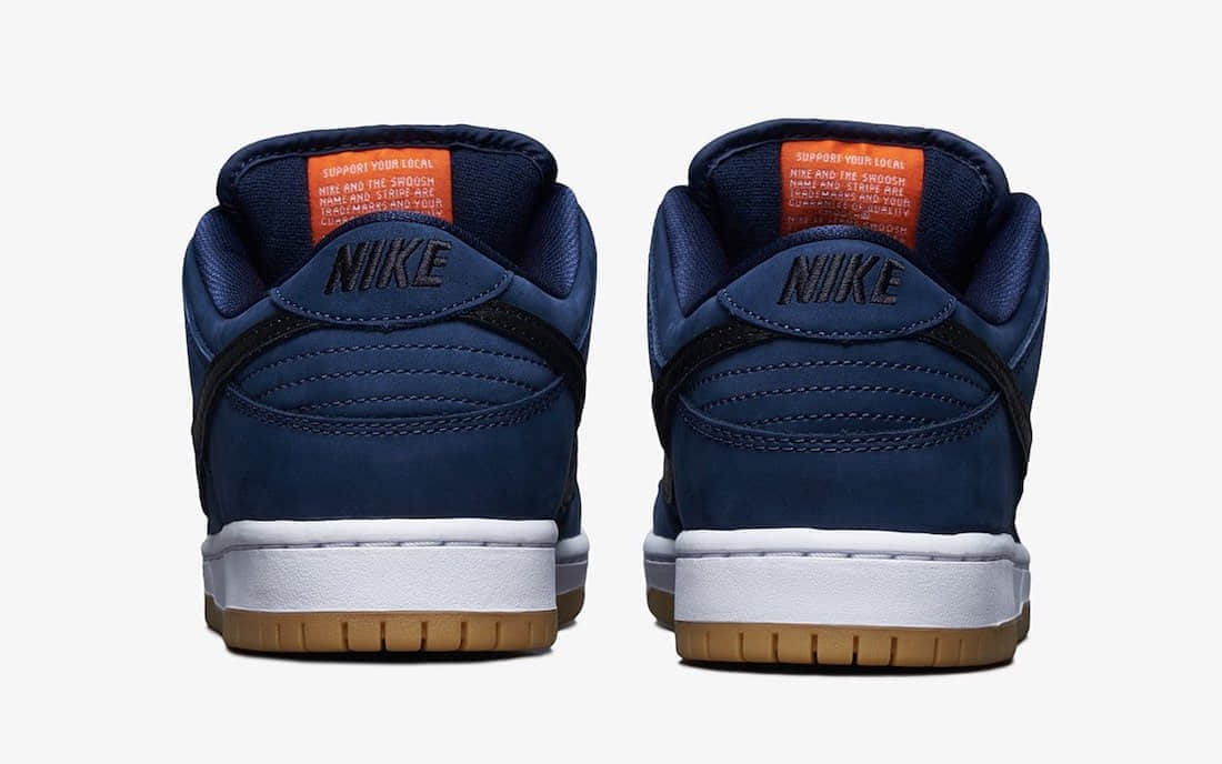 午夜海军蓝装扮！Nike SB Dunk新配色下月登场！ 货号：CW7463-401