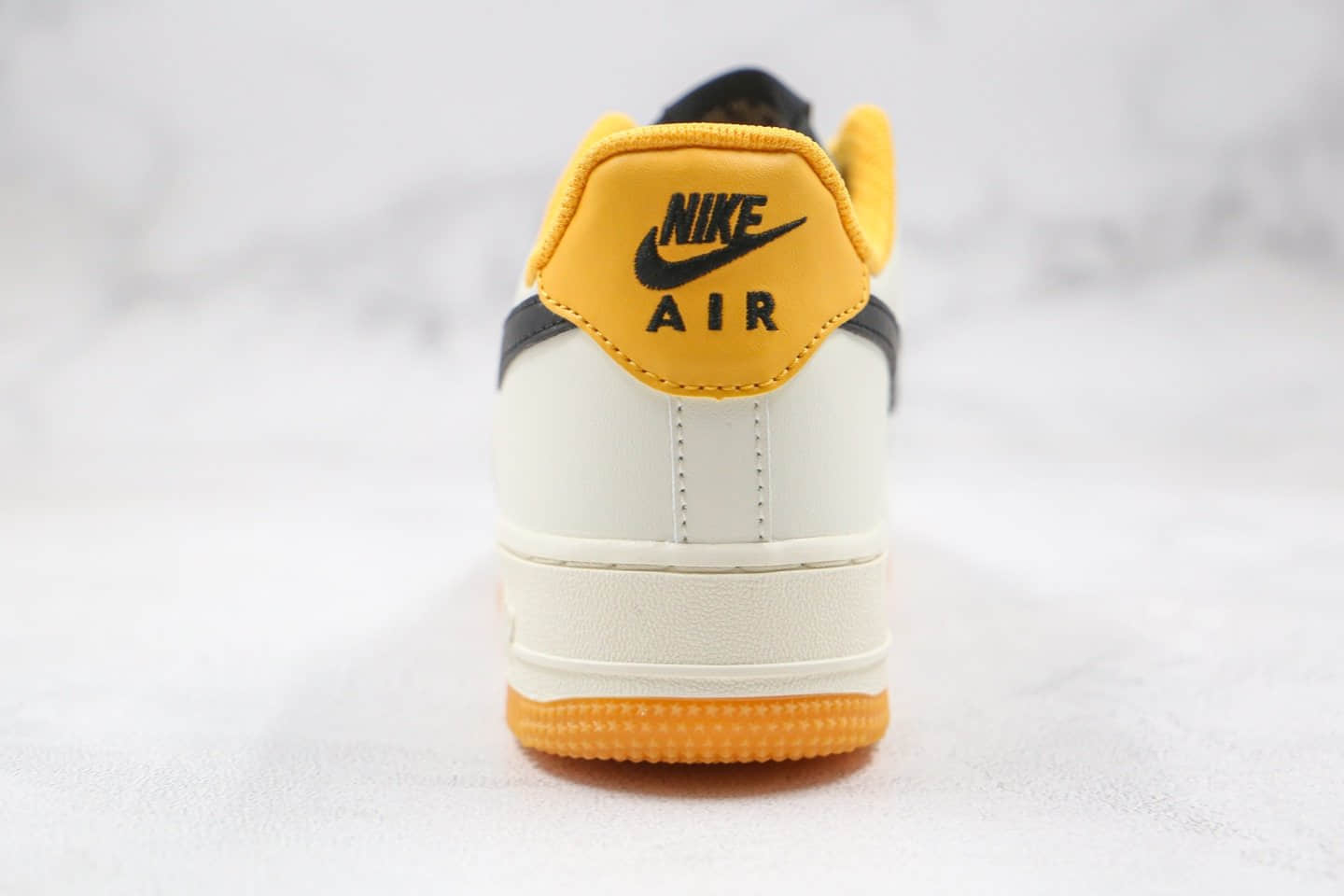 耐克Nike Air Force1 LOW'07纯原版本低帮空军一号米白黄黑色生胶板鞋原档案数据开发 货号：CT7875-998