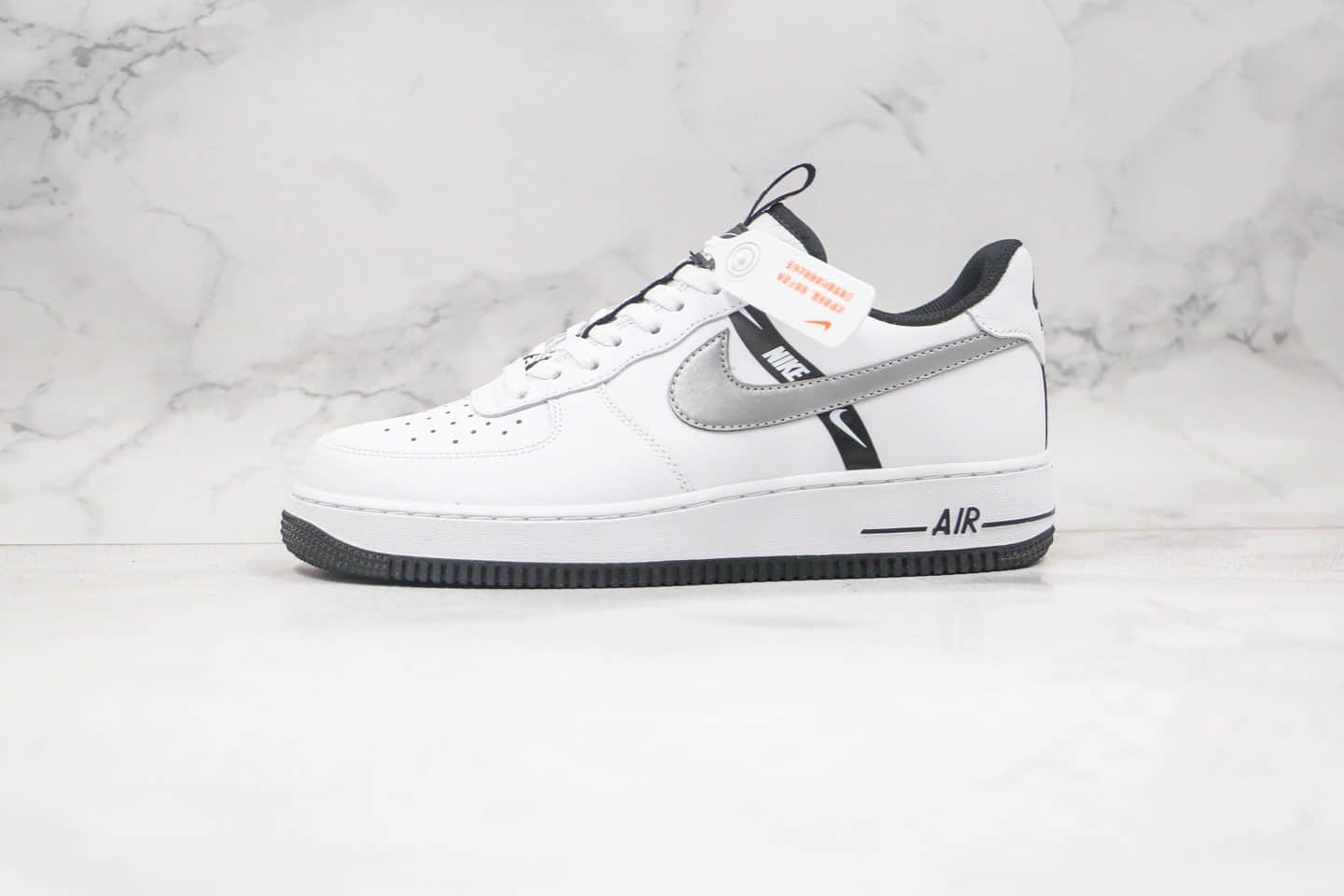 耐克Nike Air Force 1 Low 3M纯原版本低帮空军一号串标白黑银色板鞋内置全掌Sole气垫 货号：CT4683-100