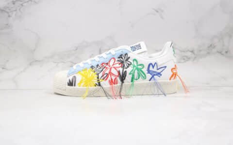 阿迪达斯adidas Originals x Sean Wotherspoon联名款纯原版本三叶草贝壳头刺绣毛边五彩花朵流苏板鞋原鞋开模 货号：FZ4724