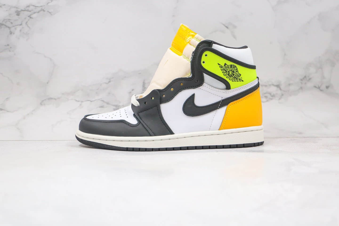 乔丹Air Jordan 1 Vlot Gold纯原版本高帮AJ1荧光绿黑黄色正确后跟定型 货号：555088-118