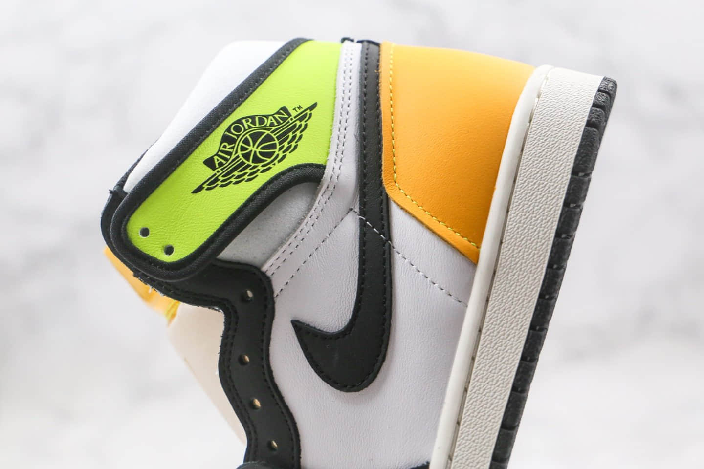 乔丹Air Jordan 1 Vlot Gold纯原版本高帮AJ1荧光绿黑黄色正确后跟定型 货号：555088-118