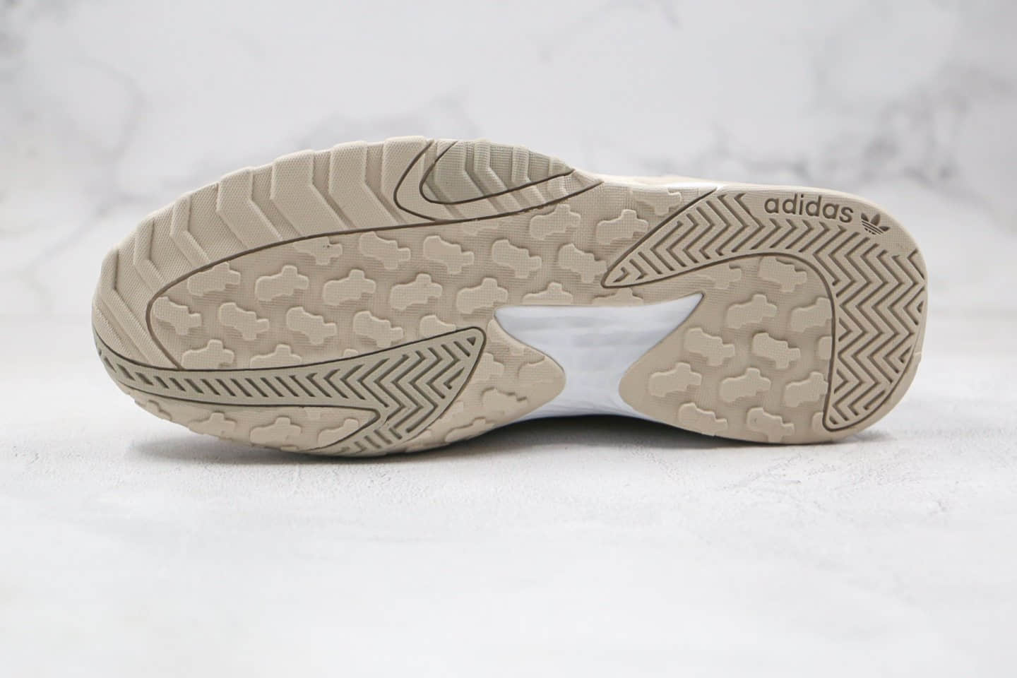 阿迪达斯adidas Originals Streetball纯原版本街头复古篮球鞋米白色原档案数据开发原盒原标 货号：FV4829
