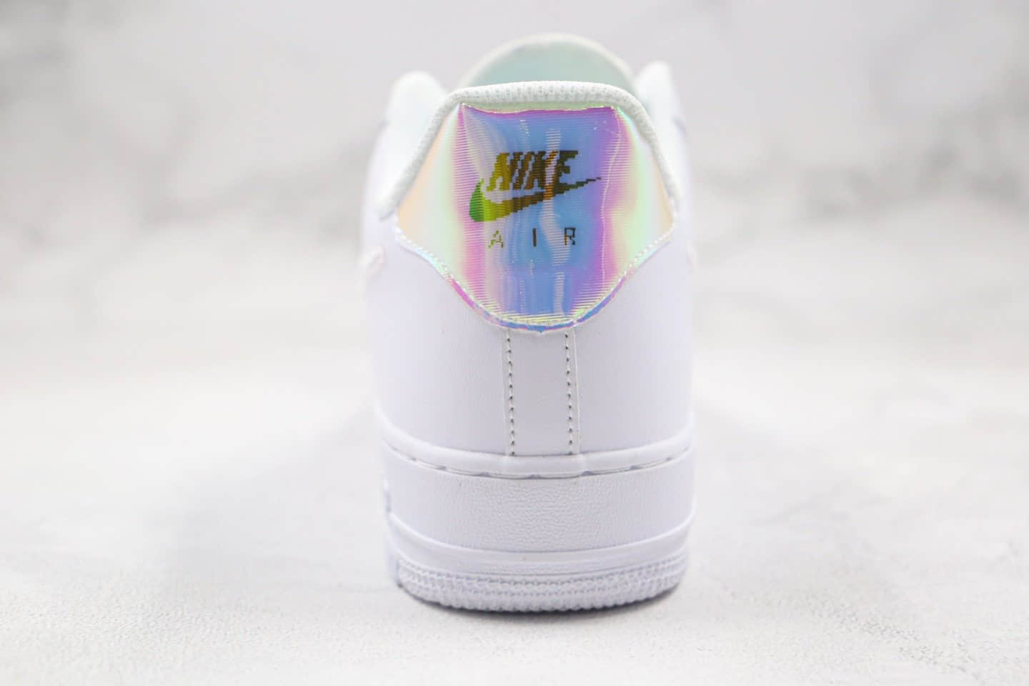 耐克Nike Air Force1 LOW'07纯原版本低帮空军一号白镭射边彩虹渐变鞋带板鞋内置气垫 货号：CV1699-100