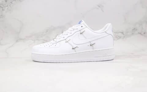 耐克Nike Wmns Air Force 1' 07 LX Chrome Swooshes White纯原版本低帮空军一号白蓝色小银四钩板鞋原楦头纸板打造 货号：CT1990-100