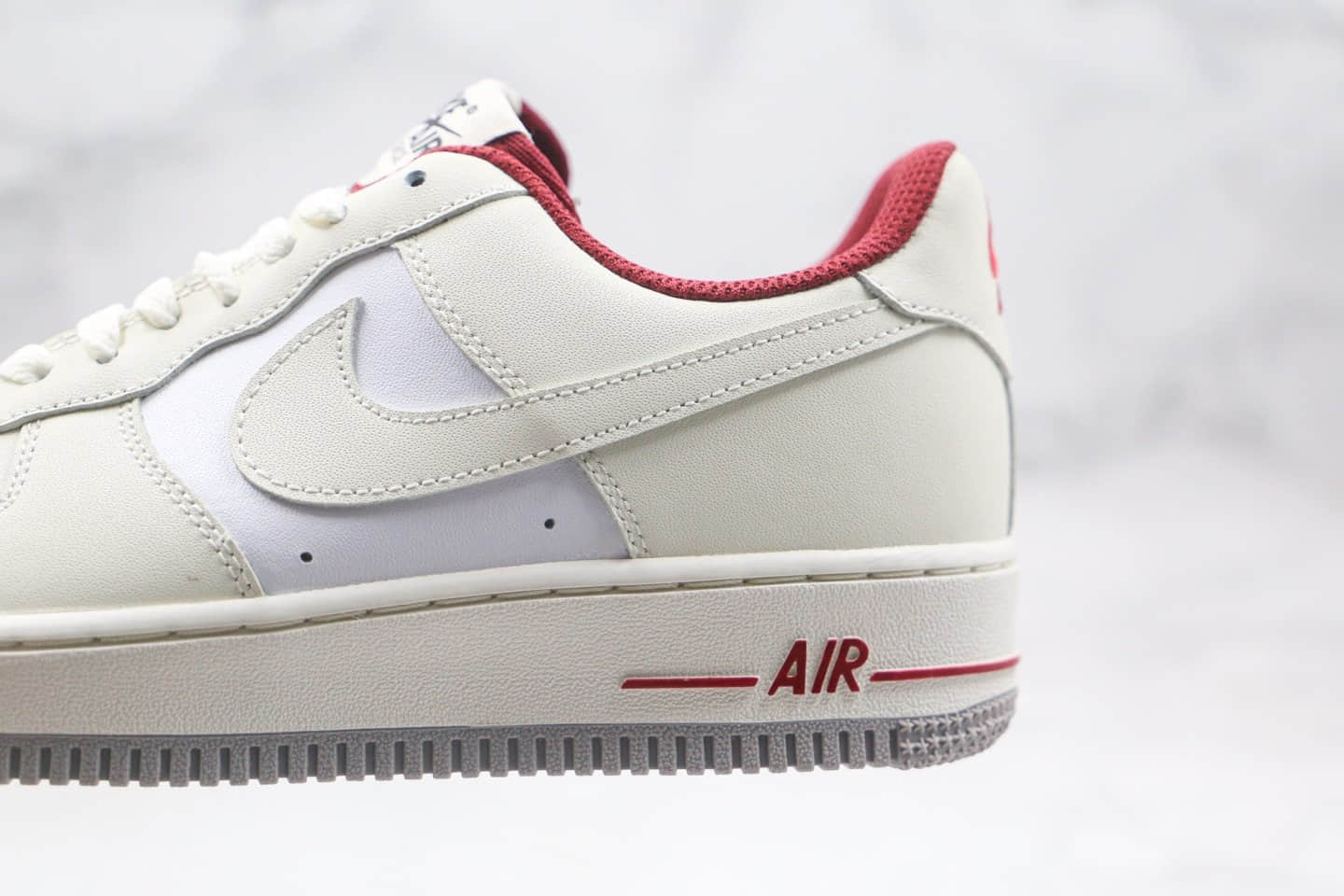 耐克Nike Air Force 1 LOW 07纯原版本低帮空军一号奶油拼接米白红色板鞋内置全掌Sole气垫 货号：DD7209-101