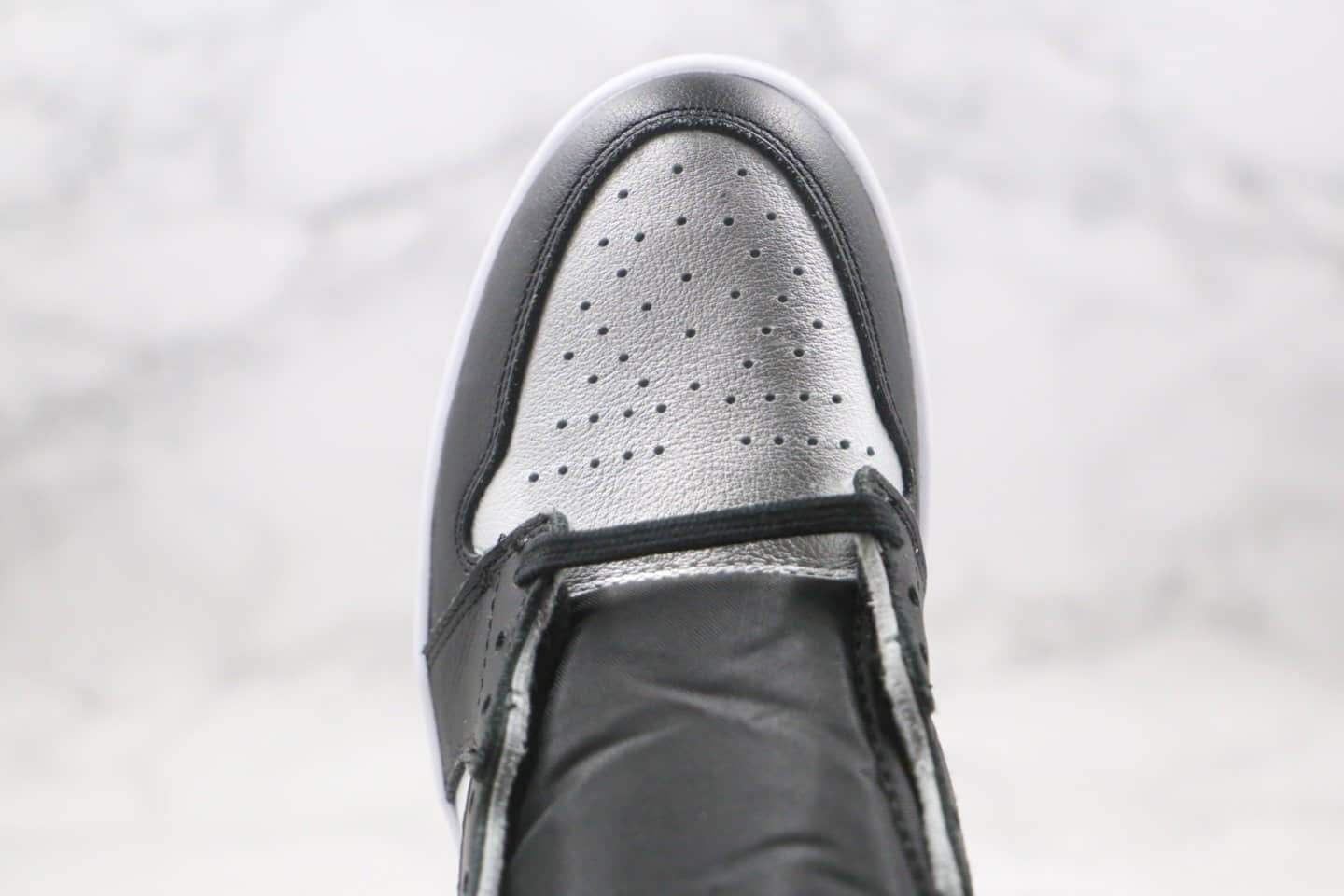 乔丹Air Jordan 1 High OG WMNS Silver Toe纯原版本高帮AJ1黑银脚趾原档案数据开发原盒原标 货号：CD0461-001