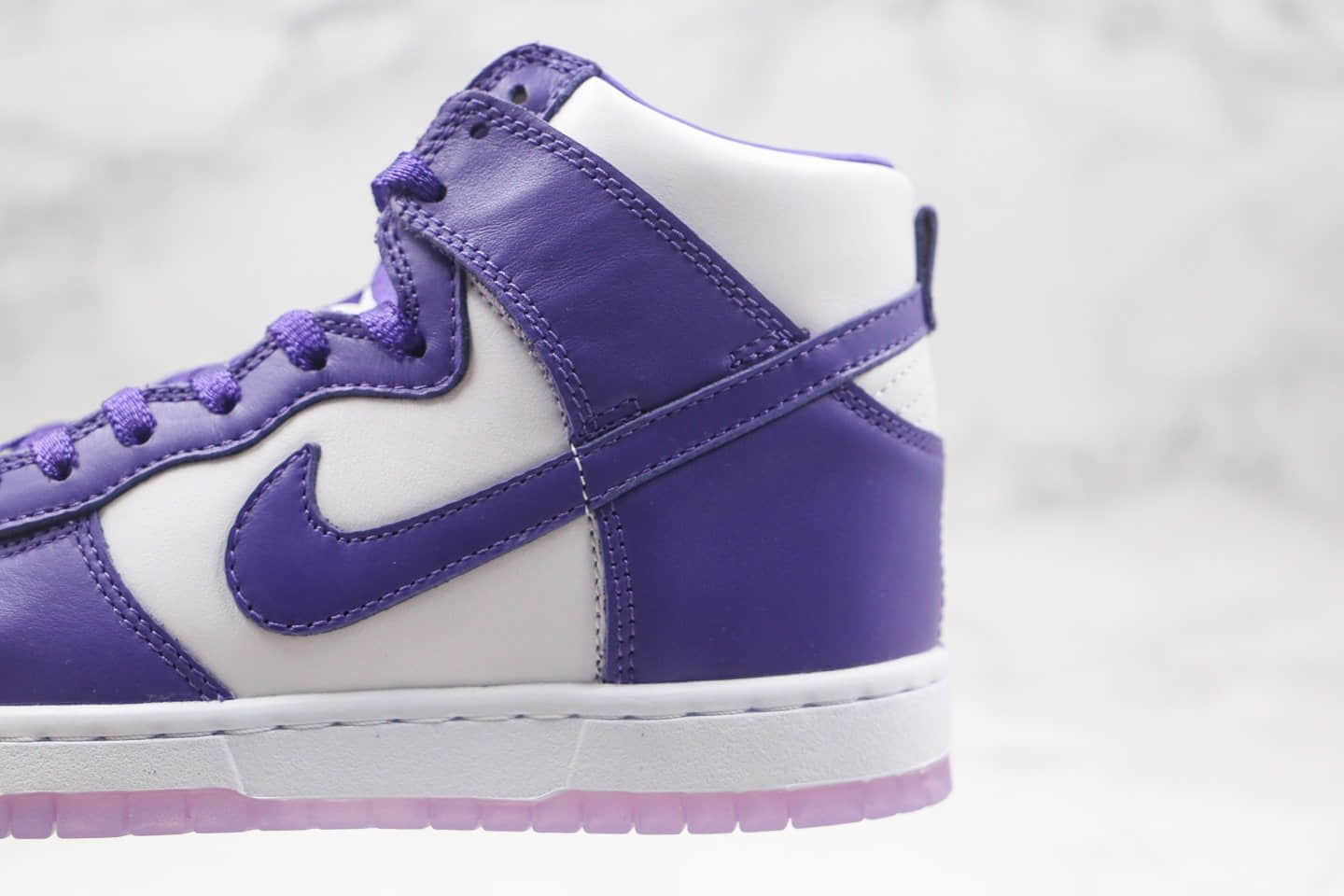 耐克Nike SB Dunk High Pro Varsity Purple纯原版本高帮SB DUNK果冻底白紫色板鞋内置后跟Zoom气垫 货号：DC5382-100