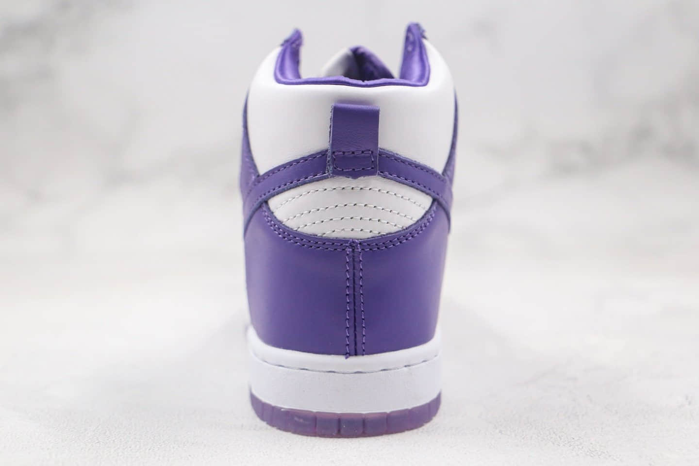耐克Nike SB Dunk High Pro Varsity Purple纯原版本高帮SB DUNK果冻底白紫色板鞋内置后跟Zoom气垫 货号：DC5382-100