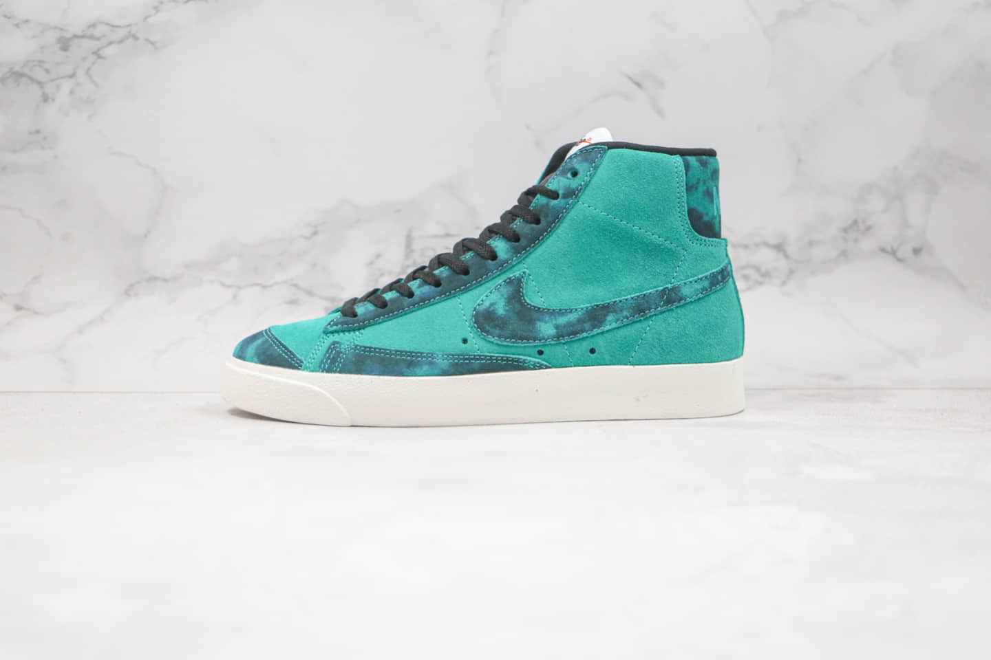 耐克Nike Blazer Mid Retro OG纯原版本中帮开拓者磨砂3D板鞋原厂硫化大底原盒原标 货号：DA7575-991