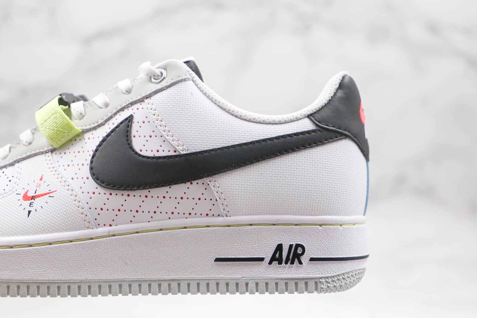 耐克Nike Air Force 1 low 2021纯原版本低帮空军一号解构粉色小勾大黑勾板鞋原档案数据开发 货号：DC2532-100