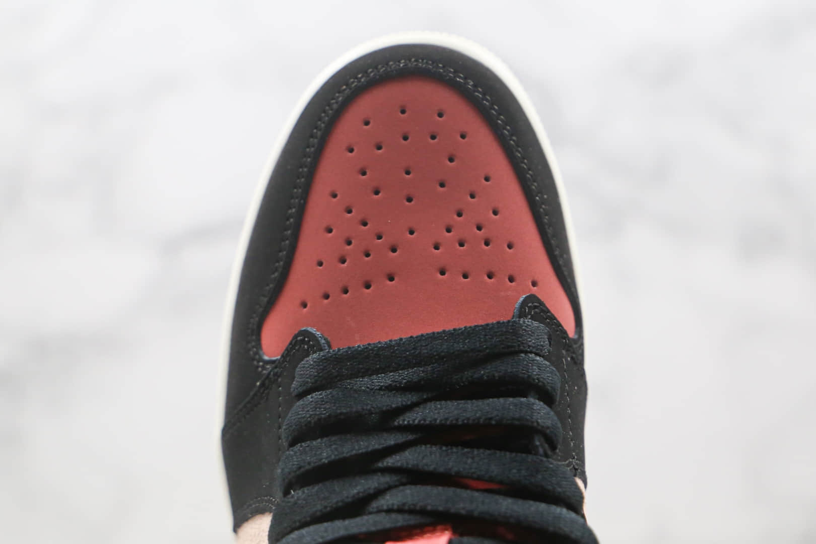 乔丹Air Jordan 1 MID纯原版本中帮AJ1胭脂水粉色枣红色正确鞋面材质原盒原标 货号：BQ6472-202