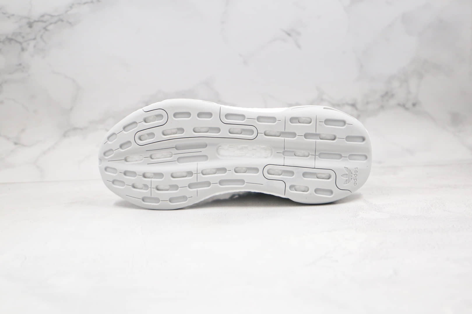 阿迪达斯Adidas Originals 2020 Day Jogger Boost纯原版本夜行者二代爆米花跑鞋灰白色原楦头纸板打造 货号：FW4823