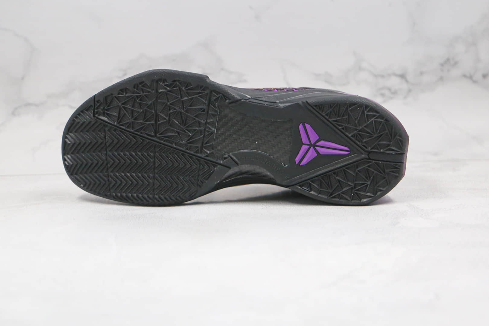 耐克Nike Kobe 8 System纯原版本科比8代紫金色篮球鞋内置气垫碳板支持实战 货号：511371-005