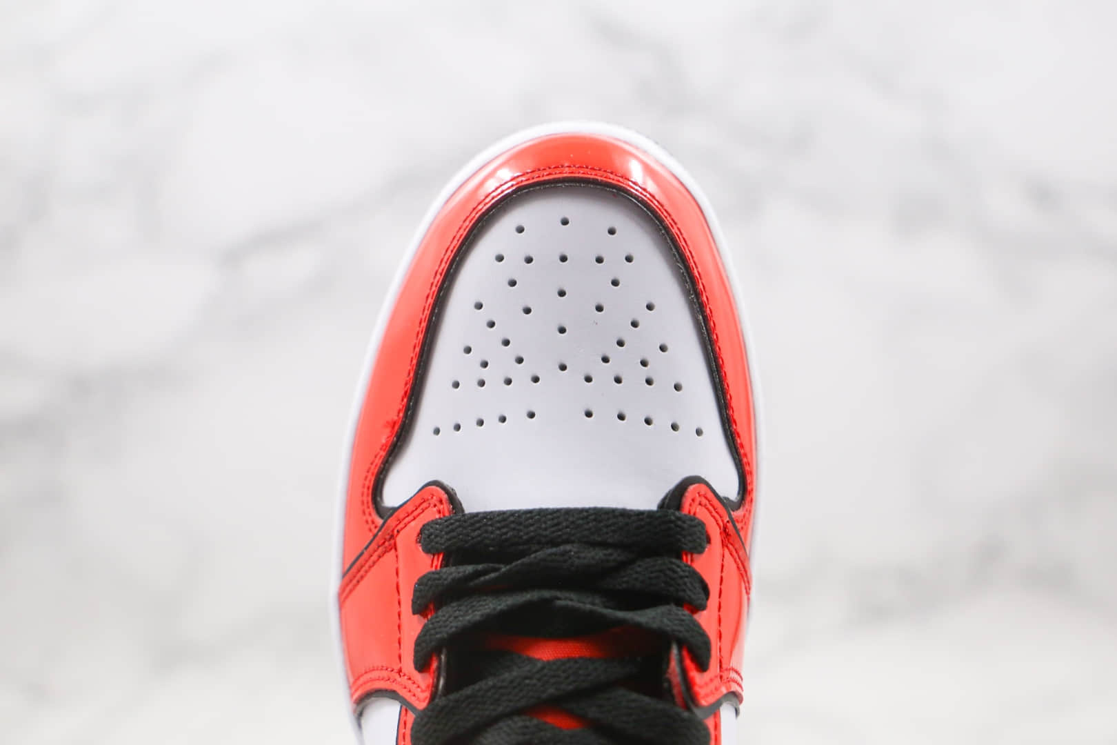 乔丹Air Jordan 1 Mid Turf Orange纯原版本中帮AJ1白红黑线勾勒篮球鞋原档案数据开发 货号：DD6834-802