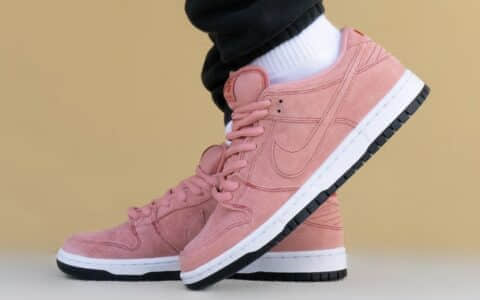 男女通吃配色！全新Nike SB Dunk“粉红猪”上脚图释出！ 货号：CV1655-600