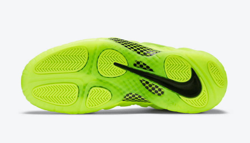 超亮眼的喷泡球鞋！荧光绿泡Nike Air Foamposite Pro “Volt”复刻回归！ 货号：624041-700