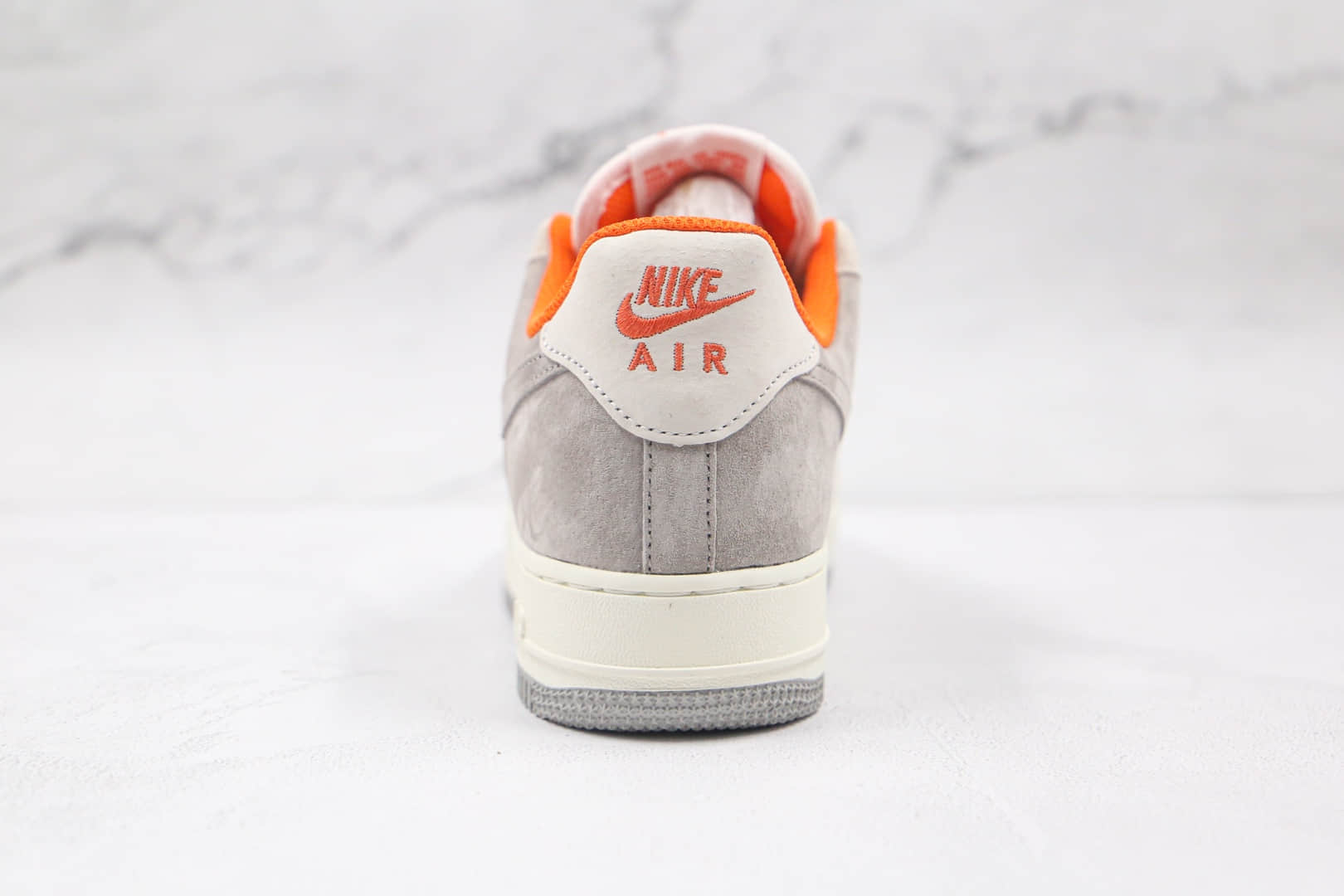 耐克Nike Air Force 1 '07 Grey White Brown纯原版本低帮空军一号灰米白橘色麂皮帆布拼接板鞋内置Sole气垫 货号：CC5059-102