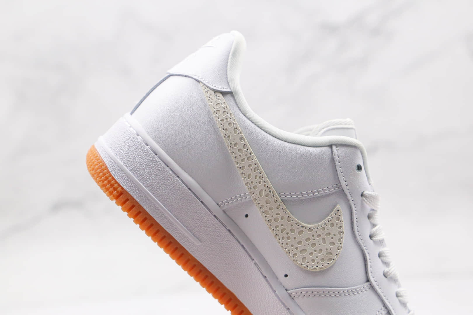 耐克Nike Air Force 1 HO20 BG纯原版本低帮空军一号白色波点石头纹板鞋原楦头纸板打造 货号：DH2473-001