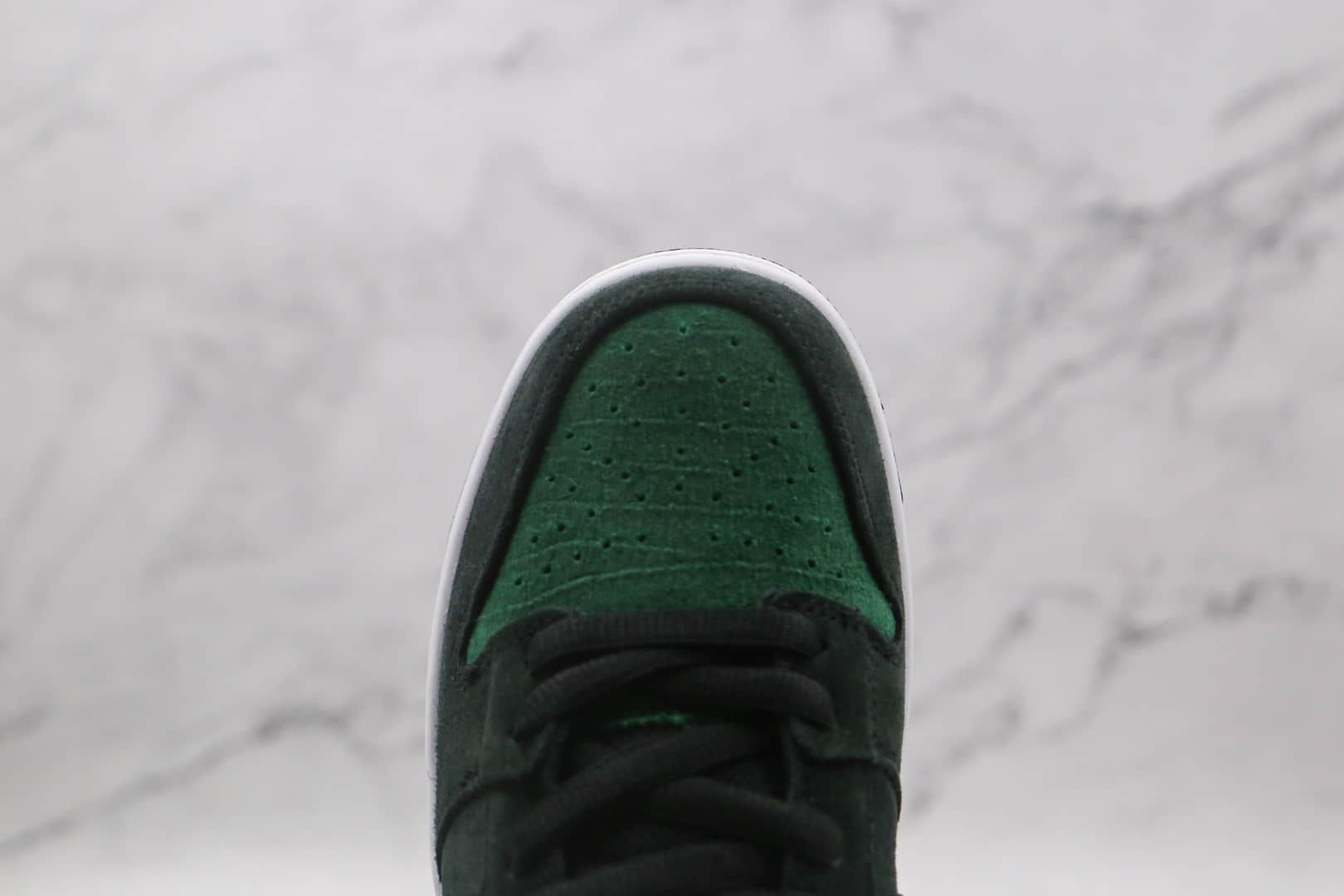 耐克Nike Dunk Low Pro SB Green Cork纯原版本低帮SB DUNK绿鳄黑绿板鞋内置Zoom气垫 货号：304292-055