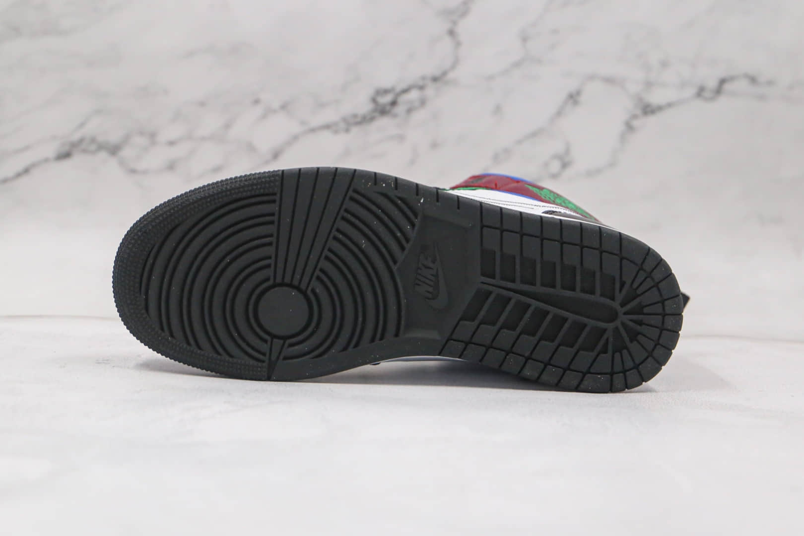 乔丹Air Jordan 1 Mid Multicolor纯原版本中帮AJ1彩色拼接篮球鞋正确后跟定型 货号：DB5454-001