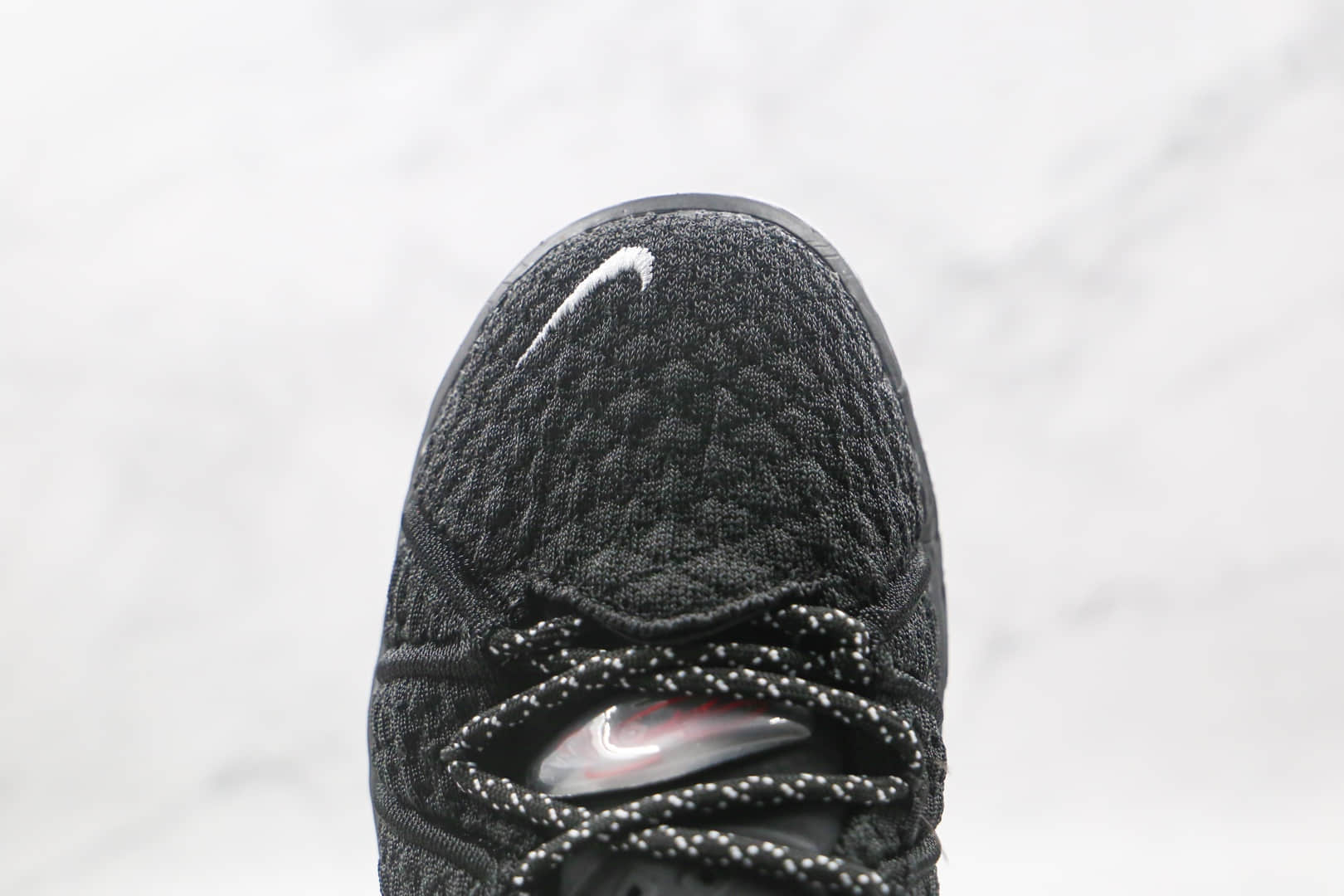 耐克LeBron 18公司级版本詹姆斯18代男子实战篮球鞋黑色原厂档案开发 货号：CQ9283-001