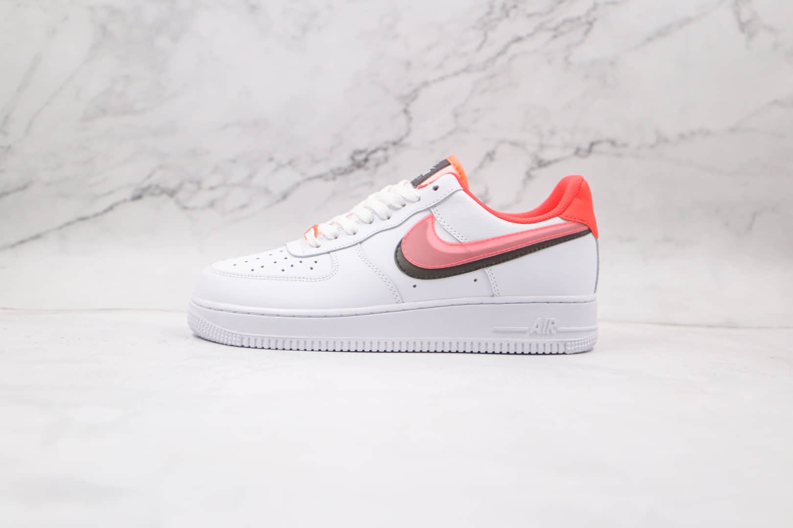 耐克Nike Air Force 1 07 GS WhiteRed Black纯原版本低帮空军一号白黑红双钩皮面板鞋内置全掌Sole气垫 货号：CW1574-101