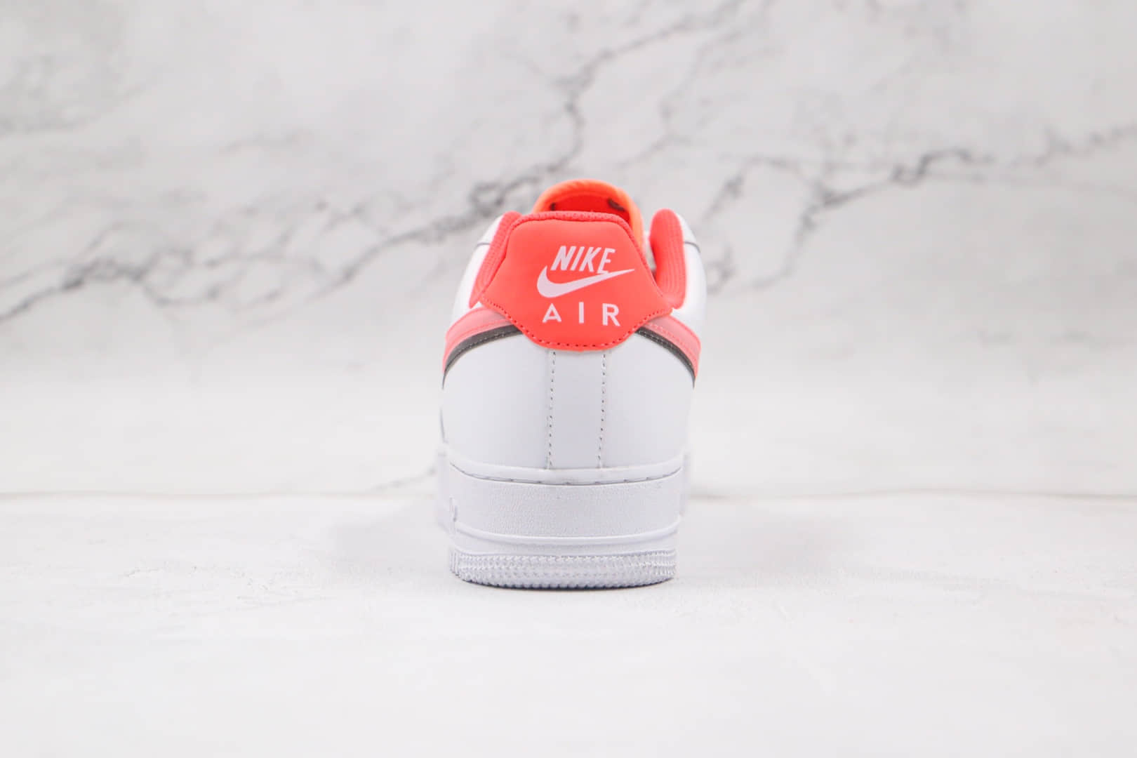 耐克Nike Air Force 1 07 GS WhiteRed Black纯原版本低帮空军一号白黑红双钩皮面板鞋内置全掌Sole气垫 货号：CW1574-101