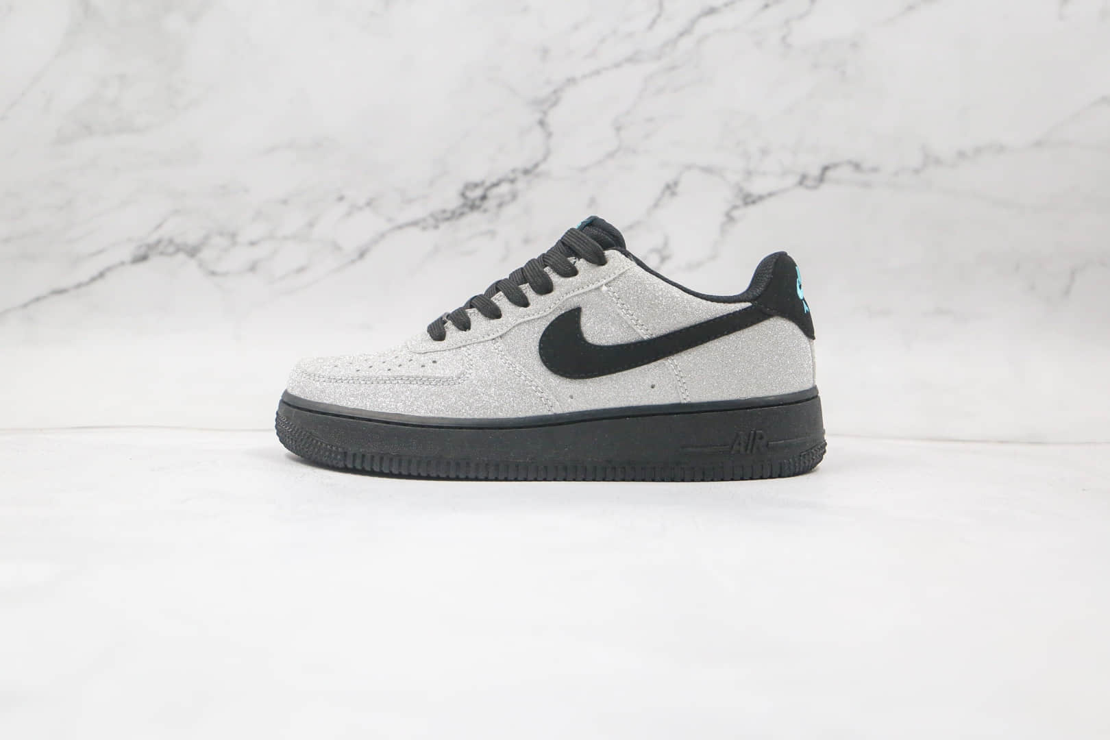 耐克Nike Air Force 1 AF1 Tiffany纯原版本低帮空军一号银黑色钻石珠光闪光板鞋内置Sole气垫 货号：718152-005