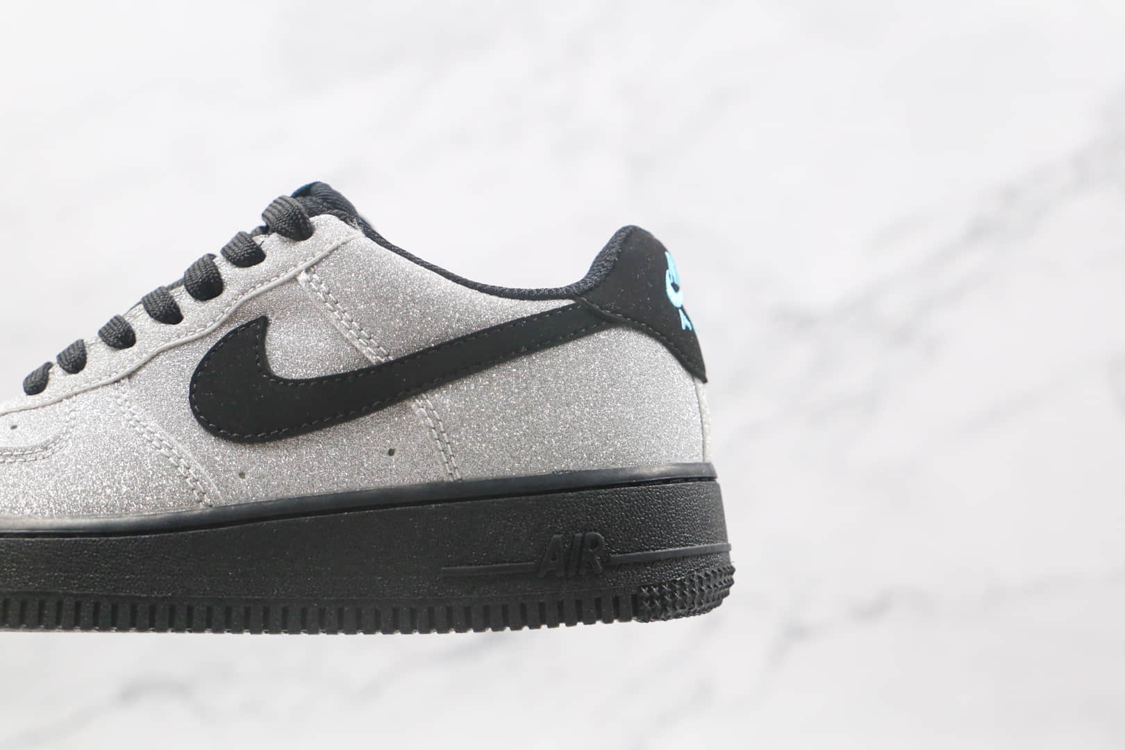 耐克Nike Air Force 1 AF1 Tiffany纯原版本低帮空军一号银黑色钻石珠光闪光板鞋内置Sole气垫 货号：718152-005