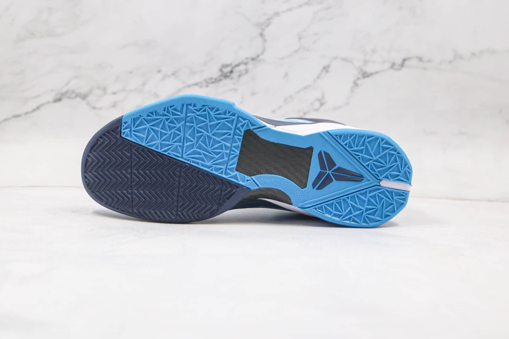 耐克Nike Zoom Kobe VII纯原版本科比7代蓝白色实战篮球鞋内置真实碳板气垫 货号：488371-401