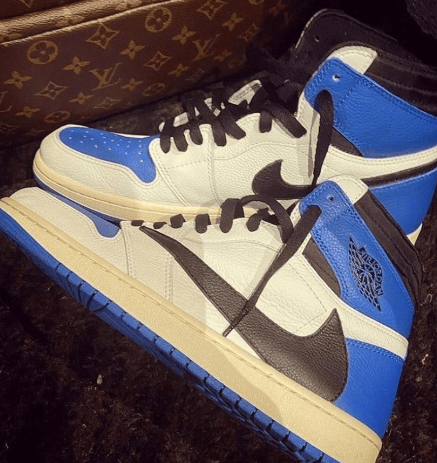 又一双闪电倒钩AJ1！超重磅联名！