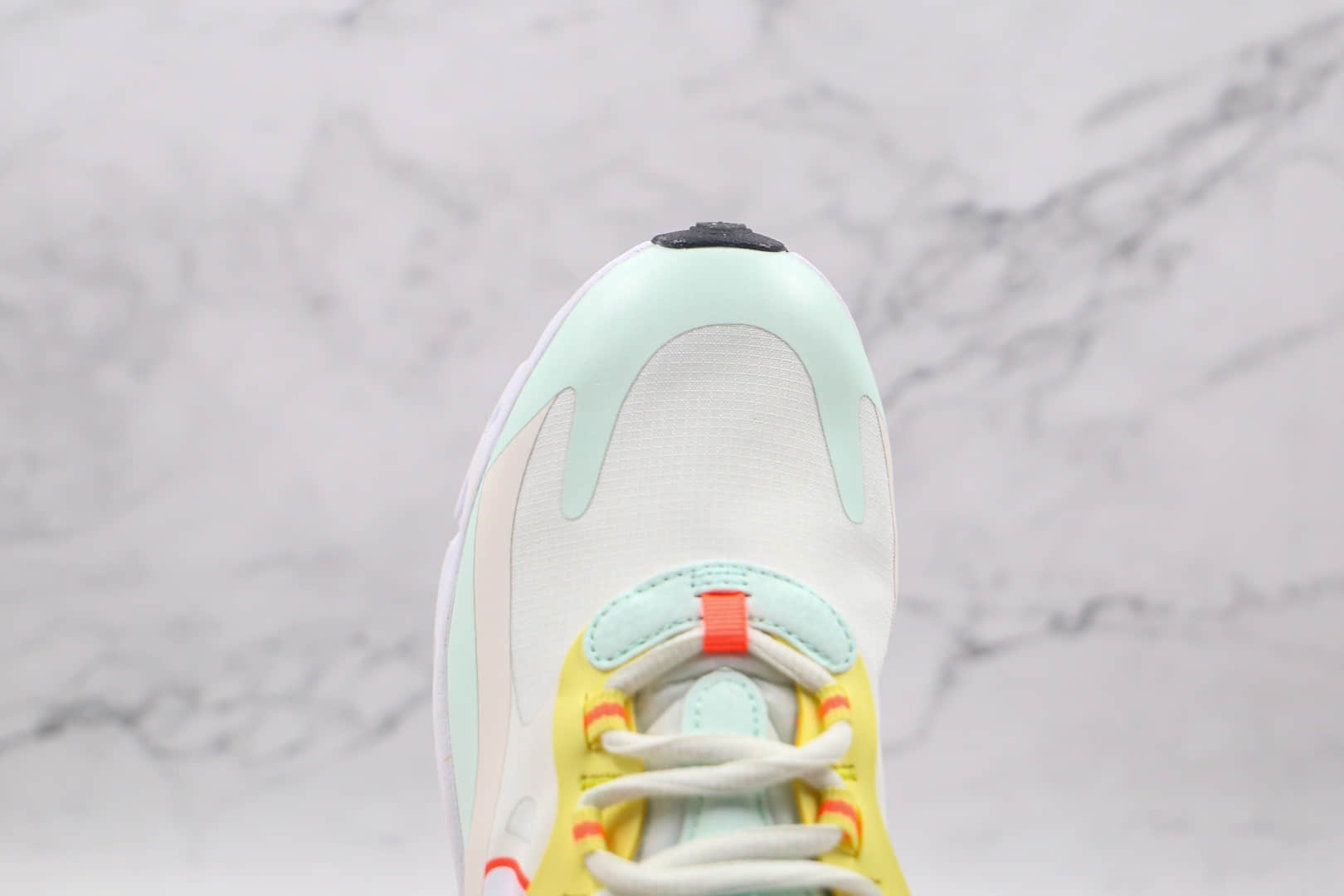 耐克Nike React Air Max 270V2纯原版本半掌气垫Max270白绿色跑鞋原厂真小潘气垫 货号：CV8818-102