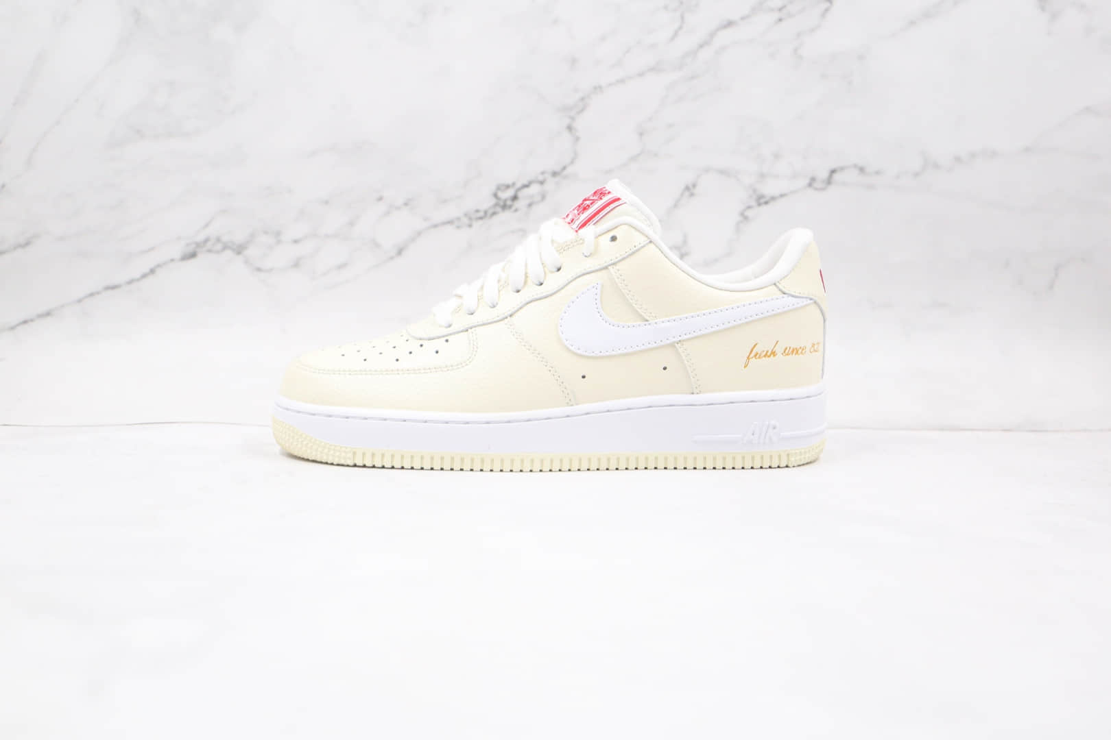 耐克Nike AIR FORCE 1 '07 PRM EMB纯原版本低帮空军一号米白爆米花色板鞋原盒原标 货号：CW2919-100