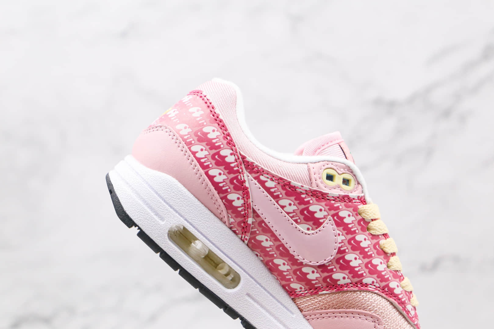 耐克Nike Air Max 1 Strawberry Lemonade纯原版本弹幕粉色反光气垫鞋原档案数据开发 货号：CJ0609-600