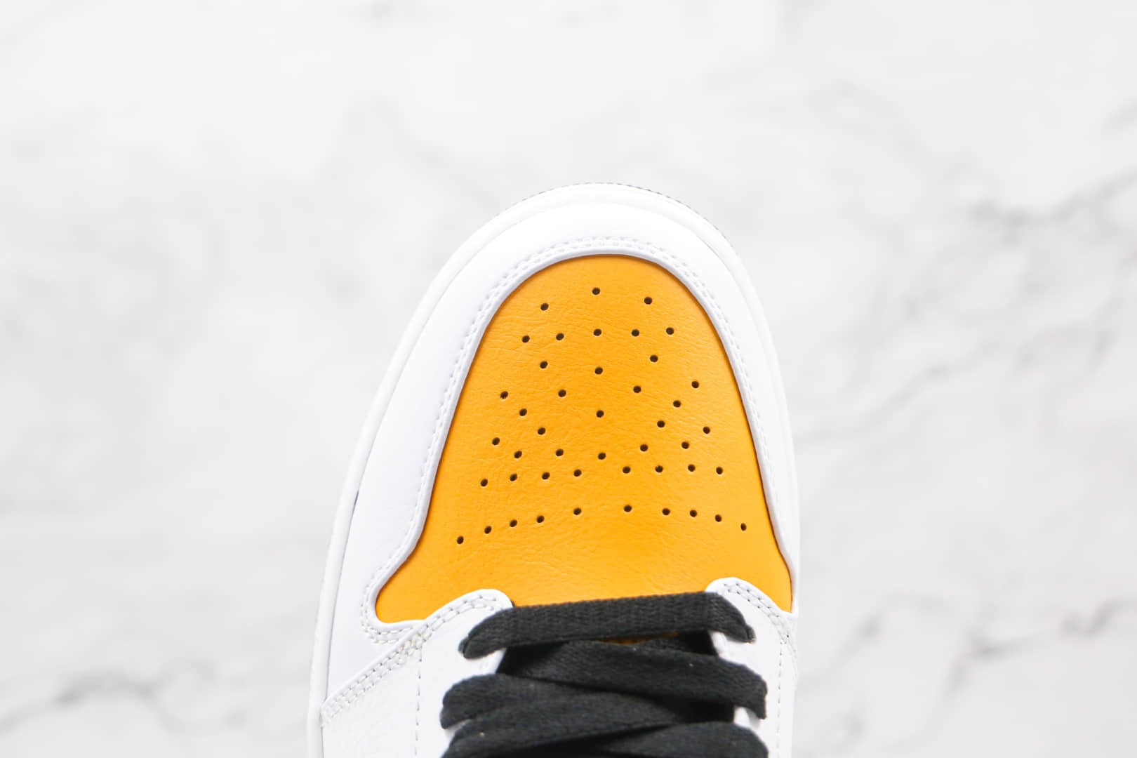 乔丹Air Jordan 1 Mid纯原版本中帮AJ1白黄色篮球鞋原档案数据开发 货号：554724-170