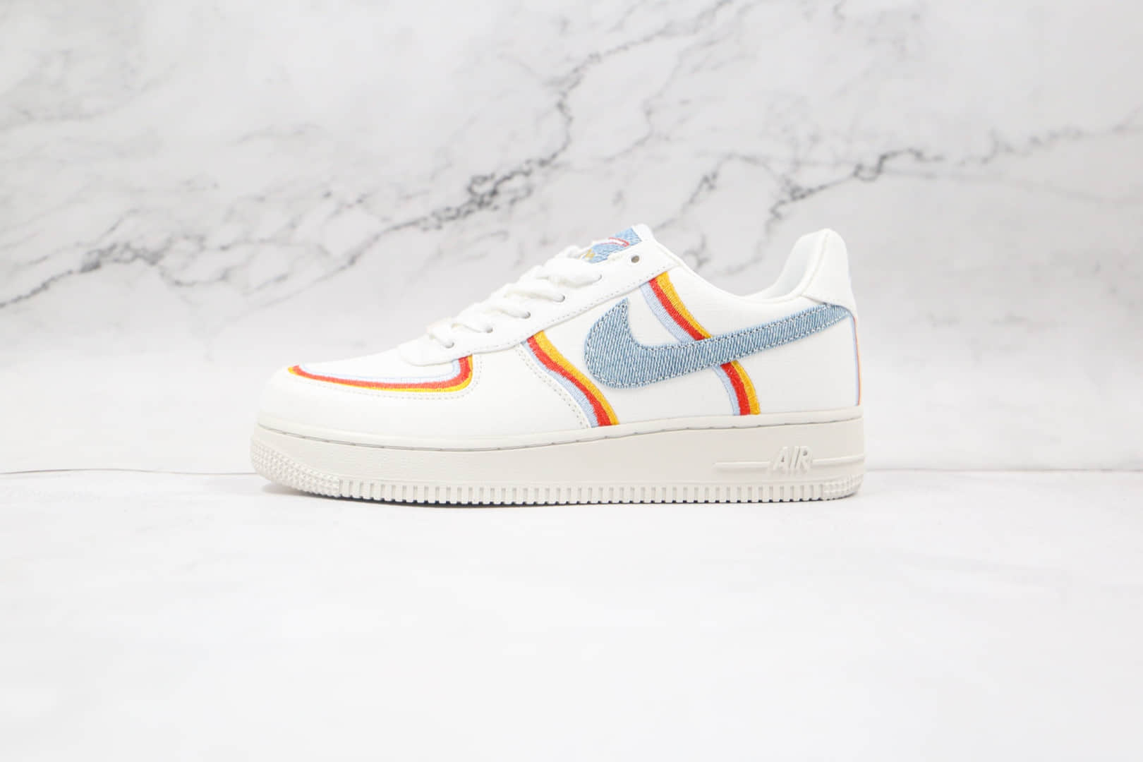 耐克Nike Air Force 1‘07纯原版本低帮空军一号帆布橙红淡蓝色勾板鞋原楦头纸板打造 货号：DJ4655-133