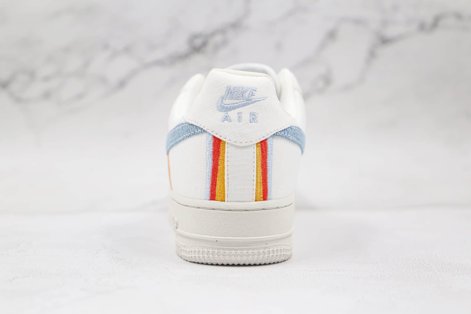 耐克Nike Air Force 1‘07纯原版本低帮空军一号帆布橙红淡蓝色勾板鞋原楦头纸板打造 货号：DJ4655-133