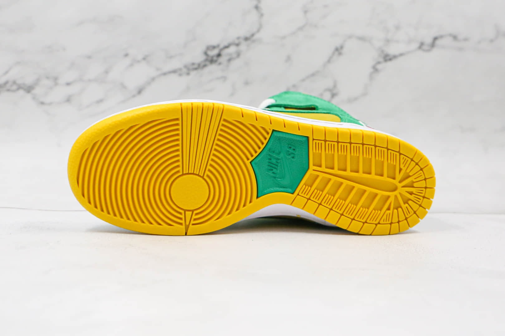 耐克Nike SB Dunk High纯原版本高帮SB DUNK美国国旗奥克兰黄绿色板鞋内置气垫 货号：305050-337