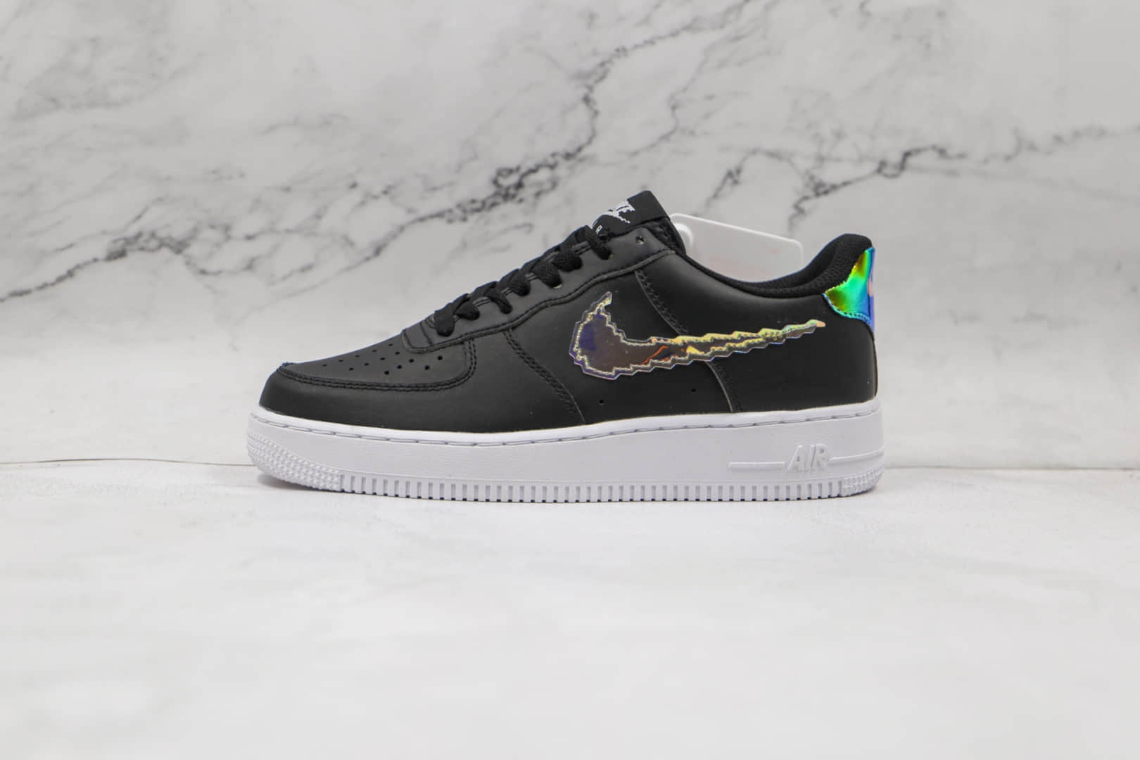 耐克Nike Air Force 1 LV8纯原版本低帮空军一号黑色彩虹像素板鞋原档案数据开发 货号：CW1577-002