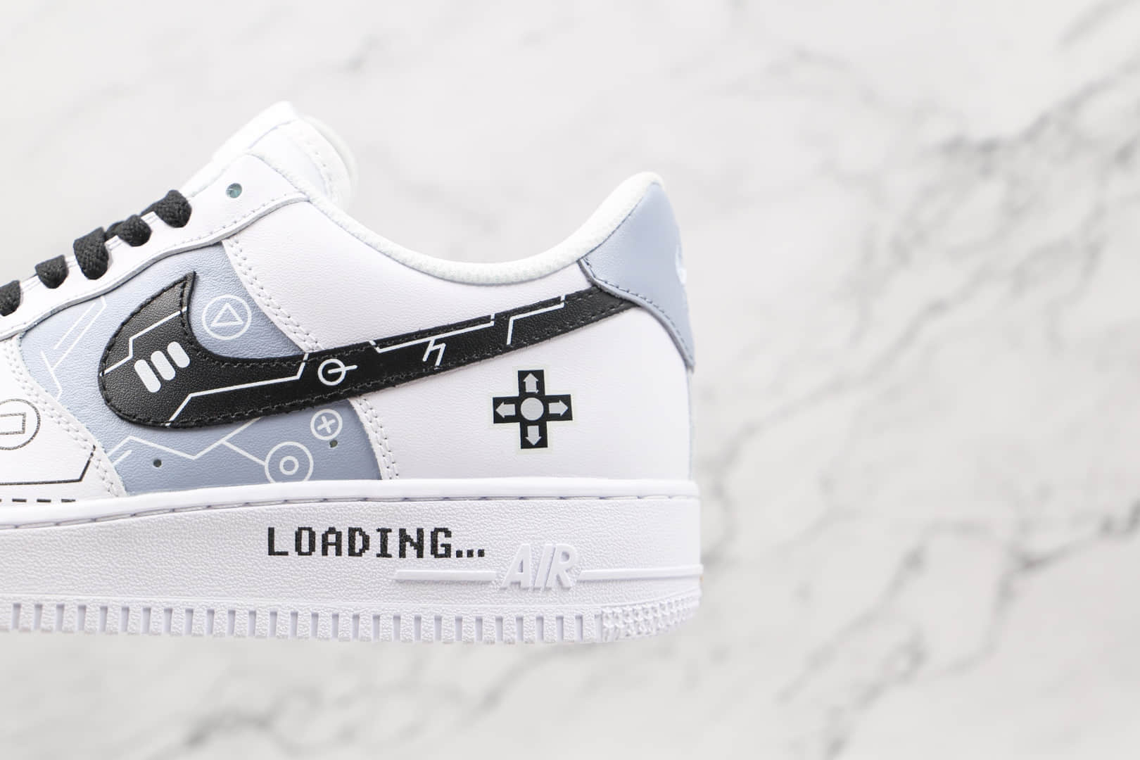 耐克Nike Air Force 1纯原版本低帮空军一号黑白灰电玩PS5主题立体按键配色板鞋内置气垫 货号：CW2288-111