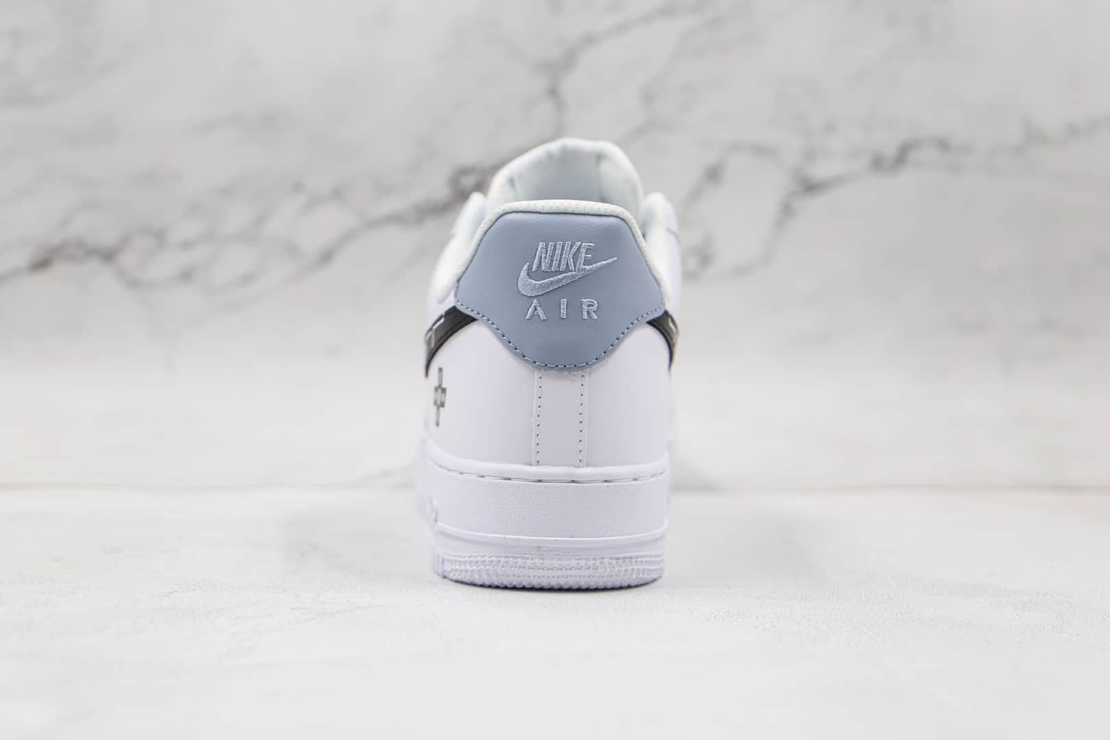 耐克Nike Air Force 1纯原版本低帮空军一号黑白灰电玩PS5主题立体按键配色板鞋内置气垫 货号：CW2288-111